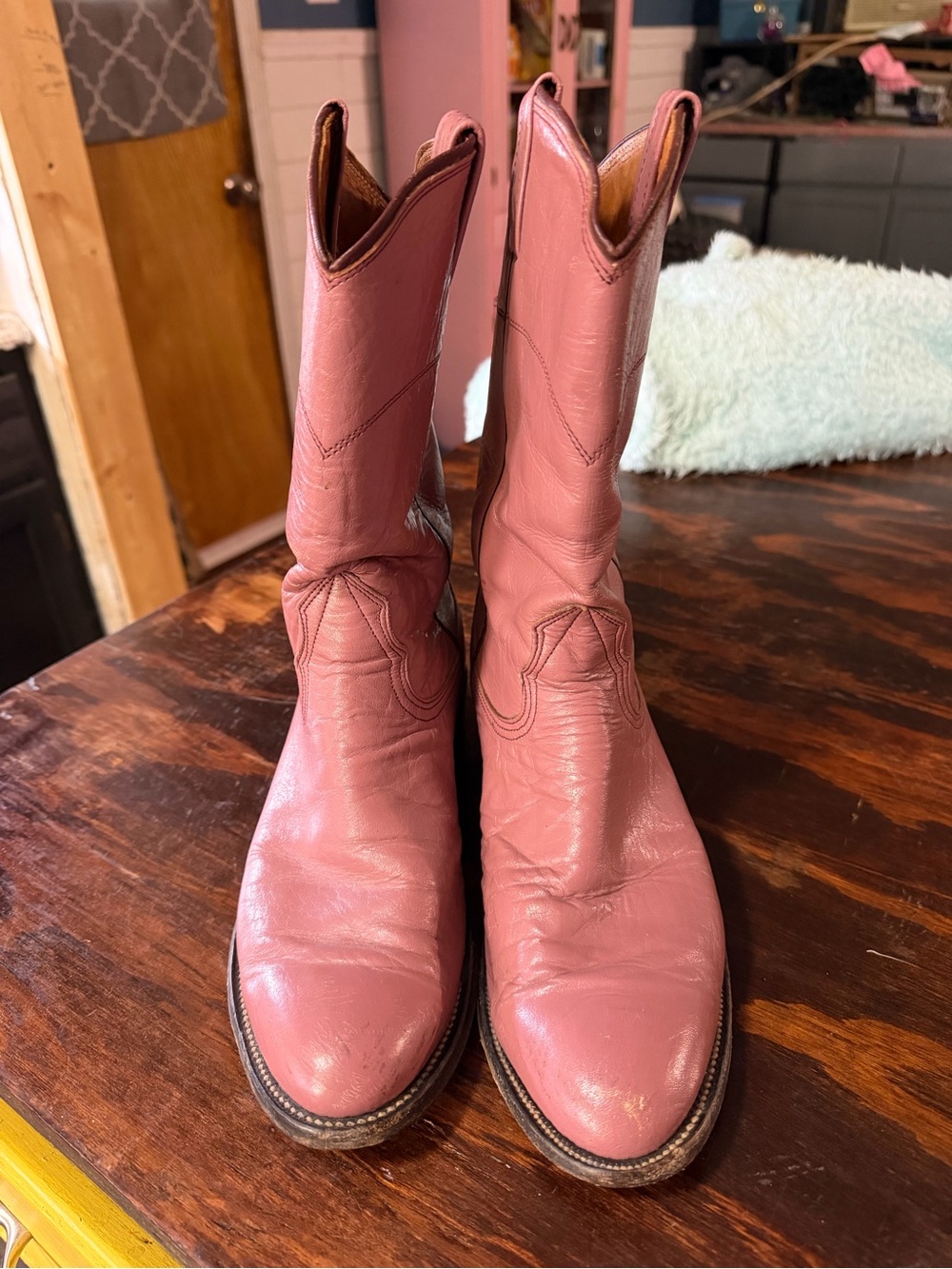 Nocona Vintage Dusty Pink Leather Western ropers